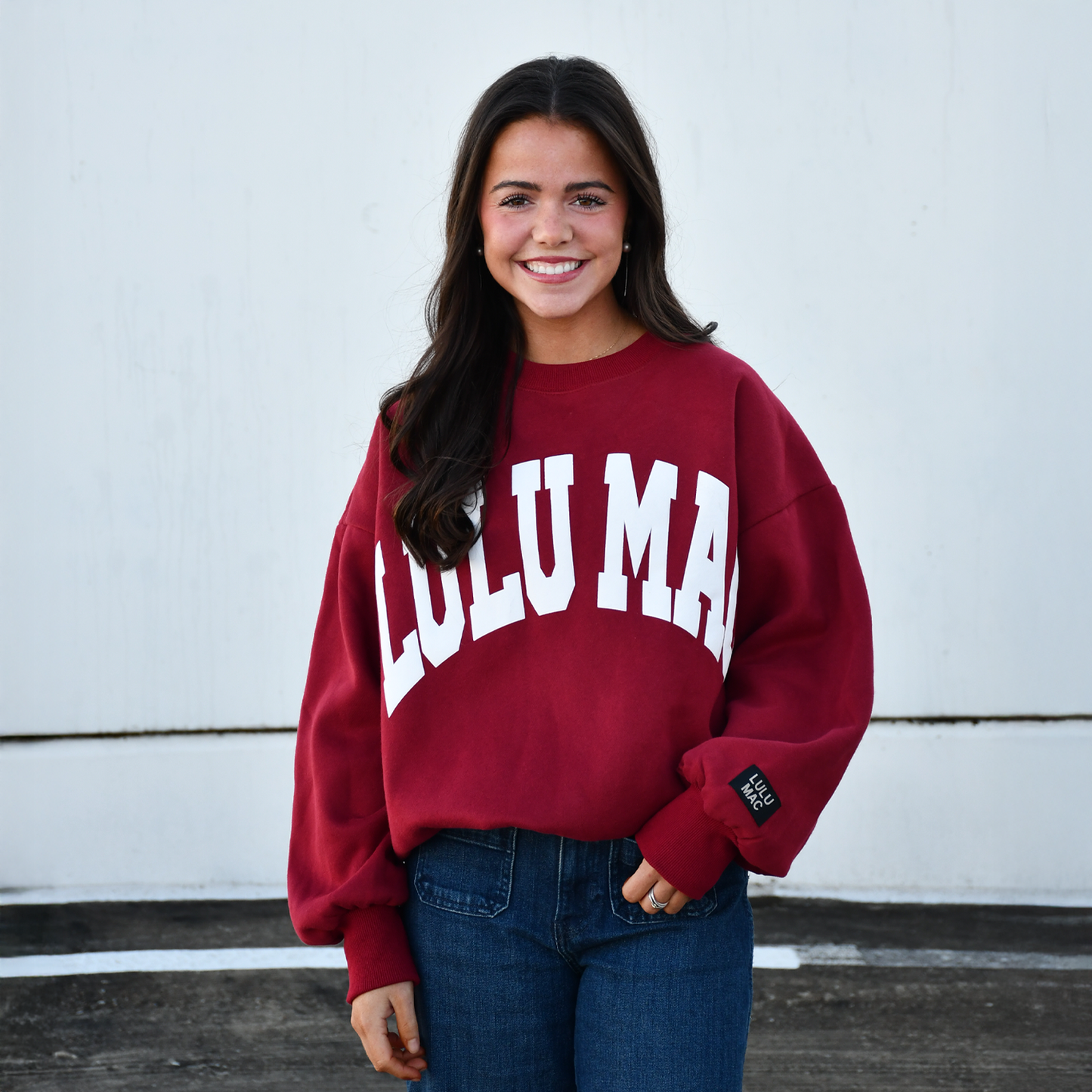 LULU MAC: Cardinal & White Puff