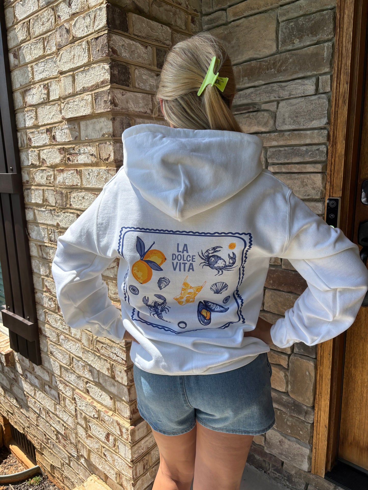 La Dolce Vita Coastal Hoodie – Italian Summer Back Graphic : White