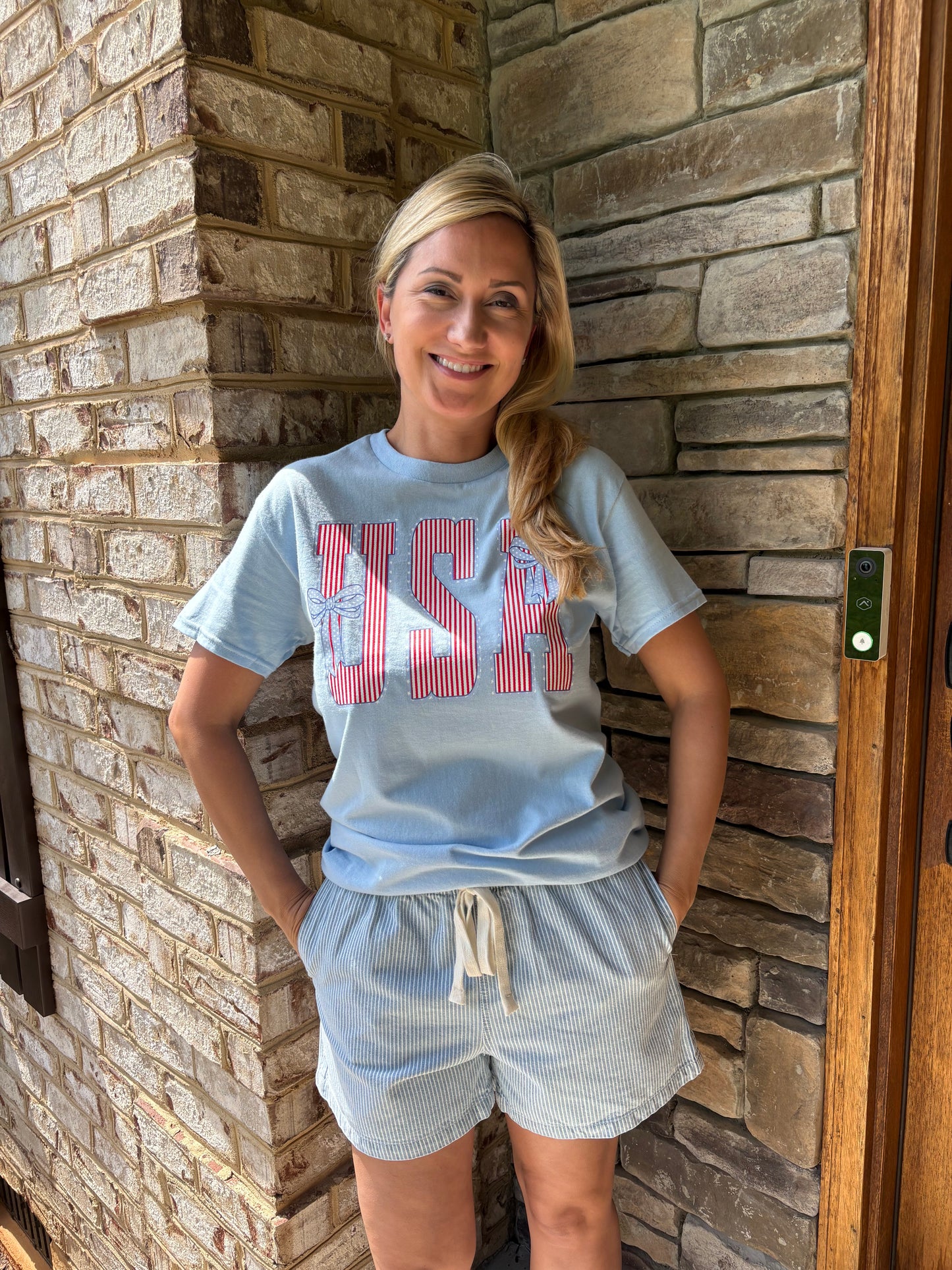 USA Bows 4th Of July Graphic T-Shirt: Light Blue