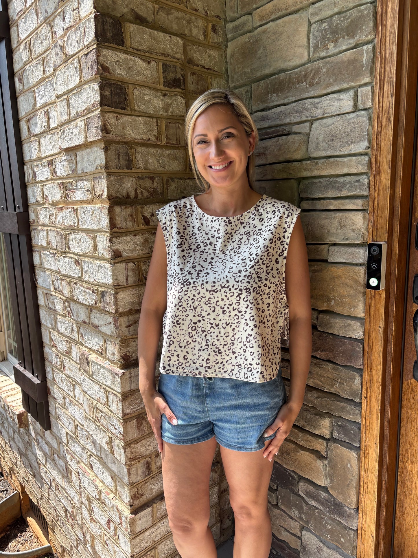 Apricot Leopard Print Knot Side Sleeveless Vest Top: Apricot