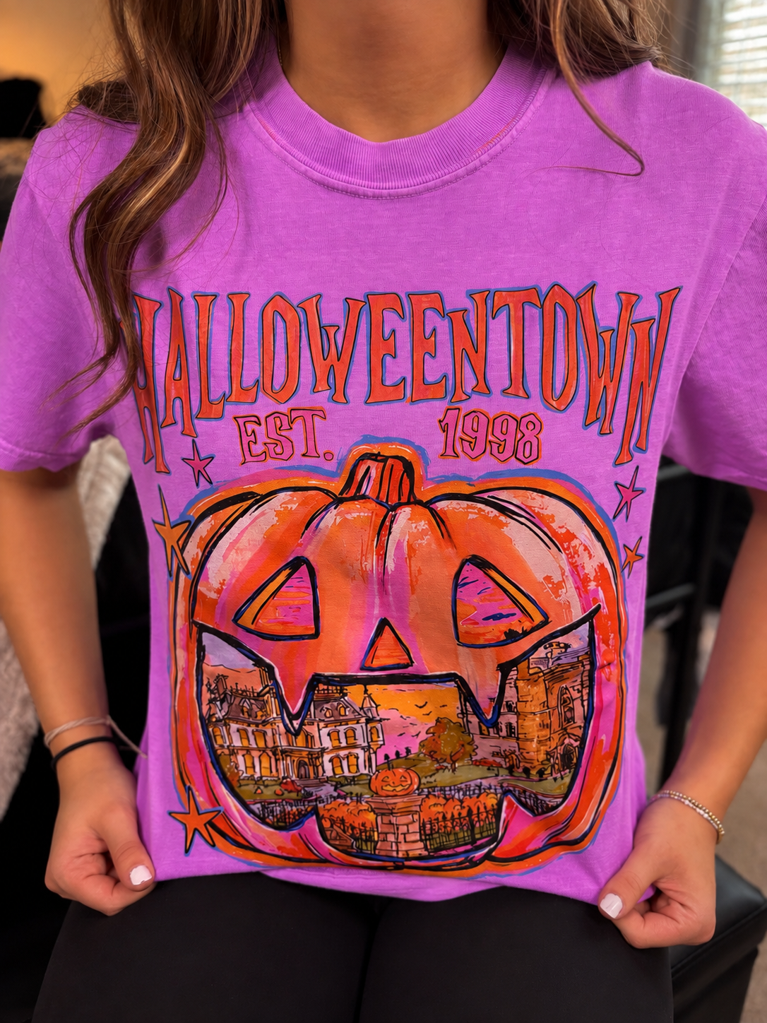 Halloweentown Graphic tee: NEON VIOLET